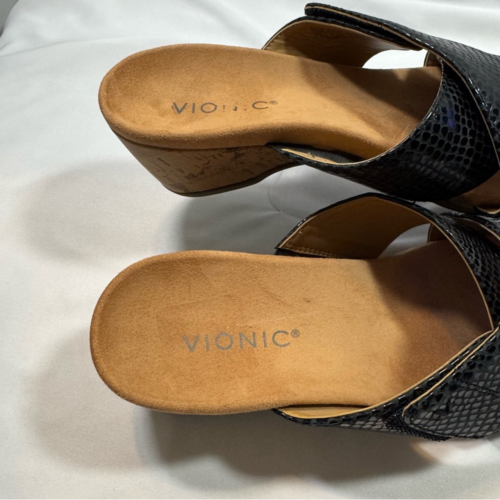Vionic Leticia Black Snake Leather Cork Wedge Comfort Slide Sandals size 10 - Picture 4 of 13